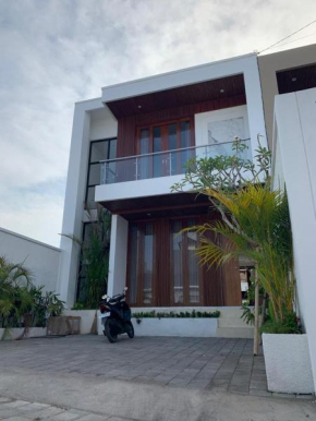 Umara Villa III